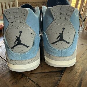 Air Jordan Retro 4 Athletic Sneakers in Light Blue & Grey